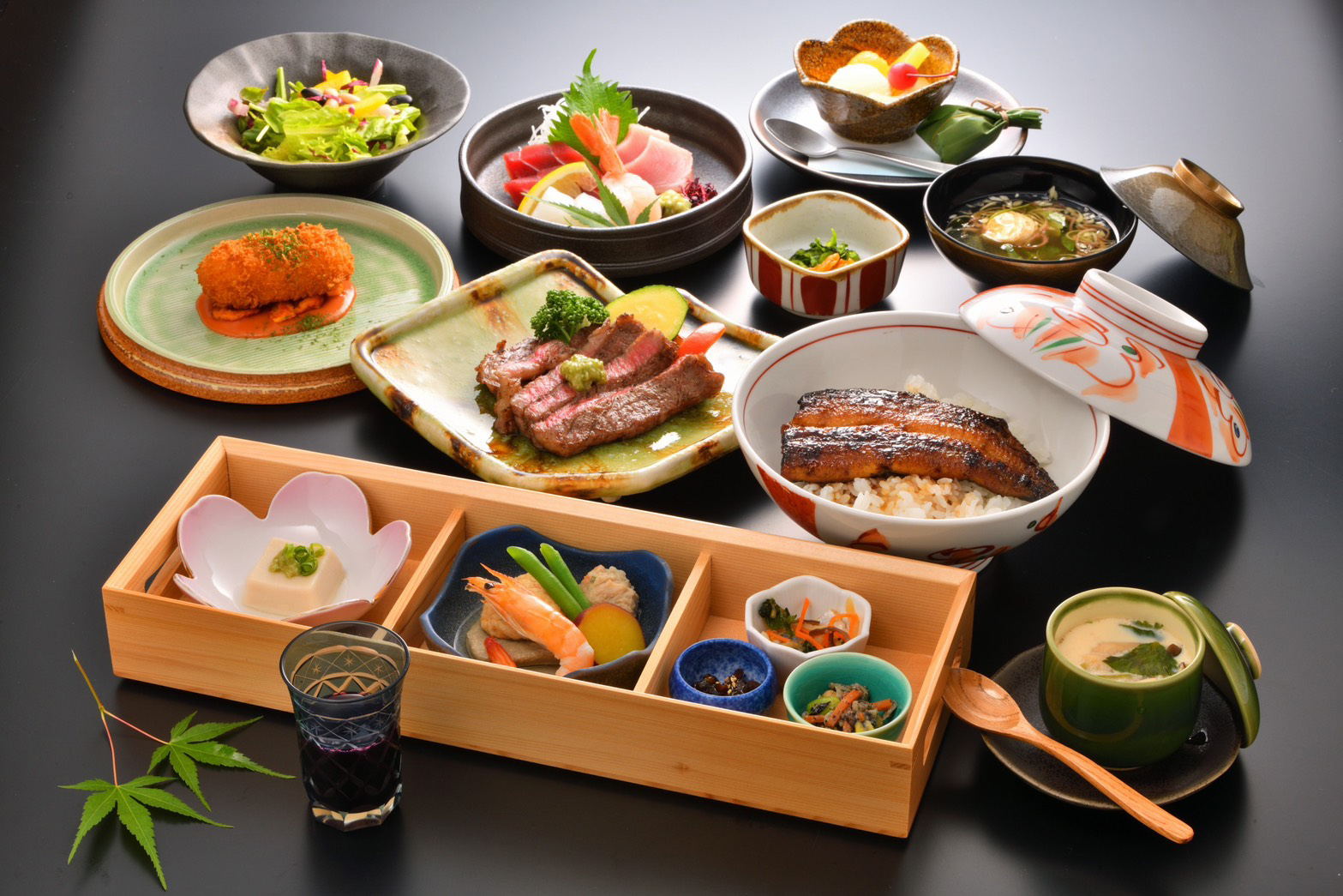 国産牛サーロイン・うな丼